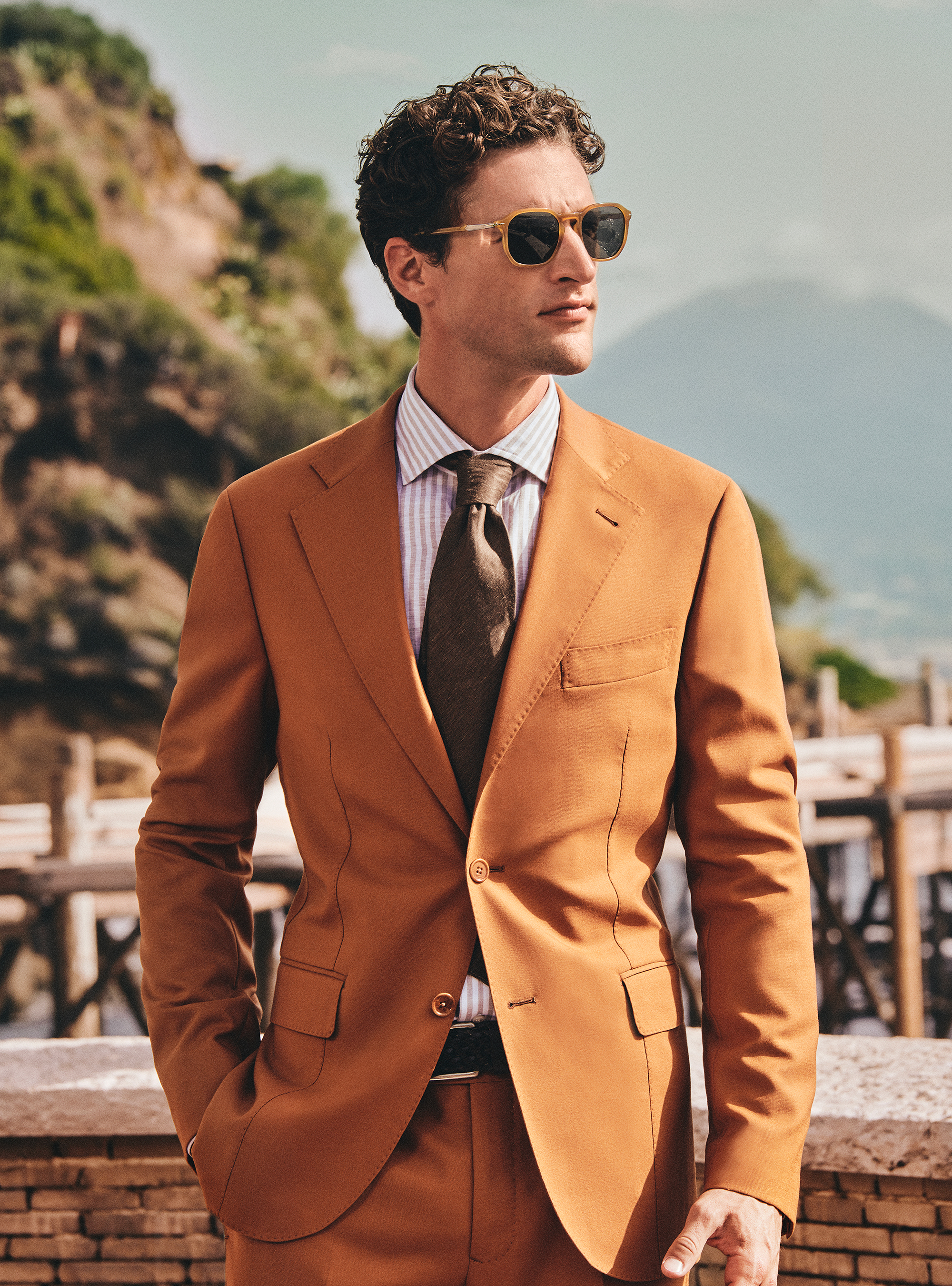 Pure caramel wool suit, 